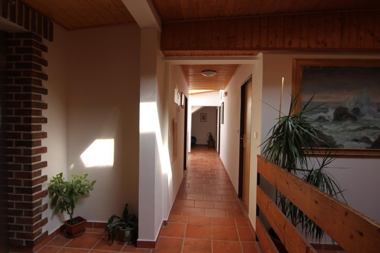 Hotel Kreta Kutna Hora Exterior photo